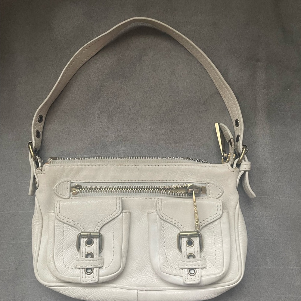 Cream Textured Leather Shoulder Bag MARC JACOBS